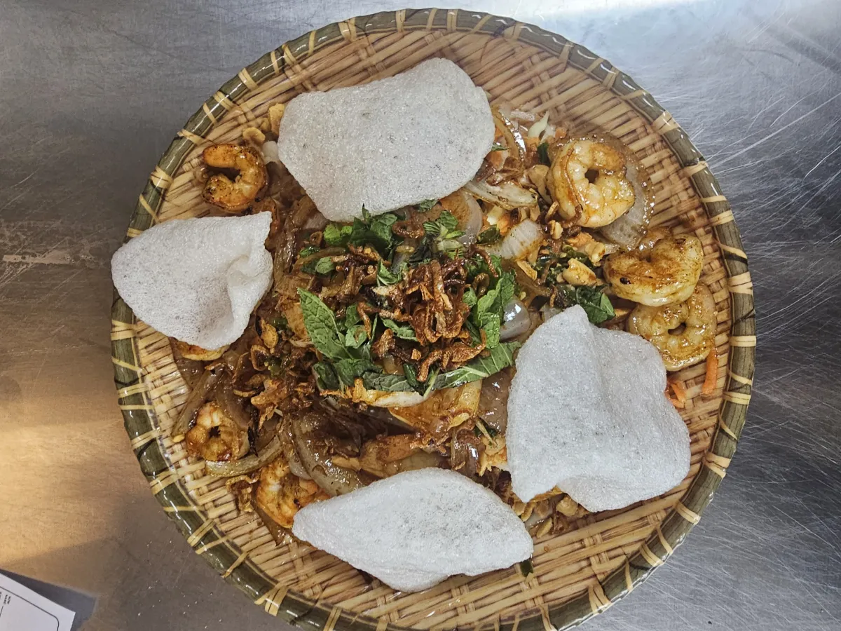 Vietnamese shrimp salad with fresh herbs and lime